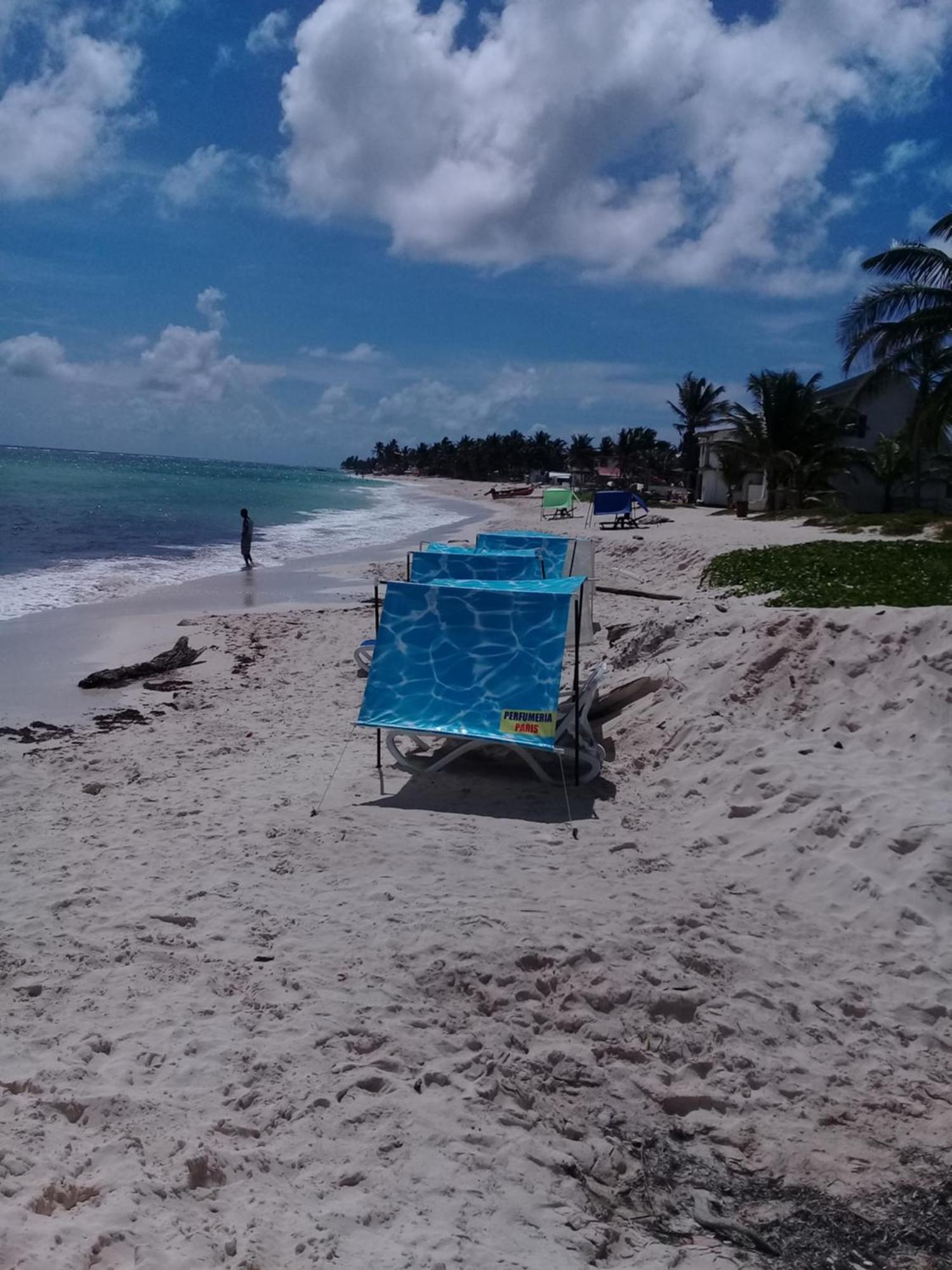 Victoria'S Gennie Bay Village Hostal San Andrés エクステリア 写真