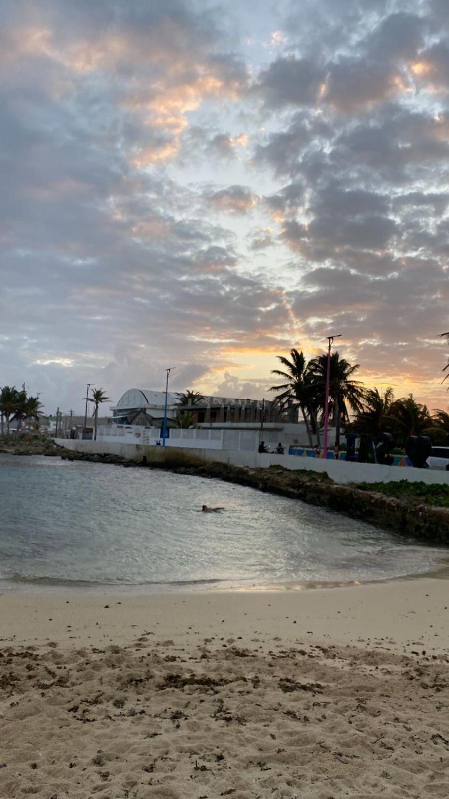 Victoria'S Gennie Bay Village Hostal San Andrés エクステリア 写真
