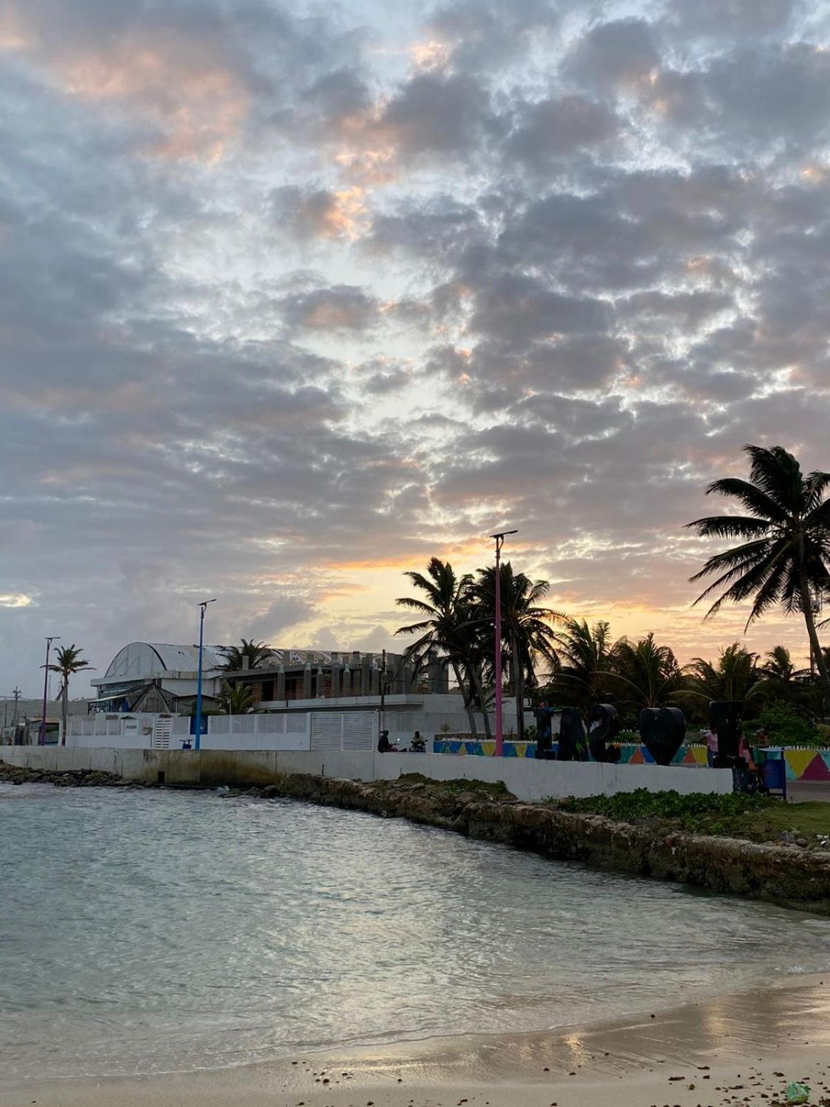 Victoria'S Gennie Bay Village Hostal San Andrés エクステリア 写真