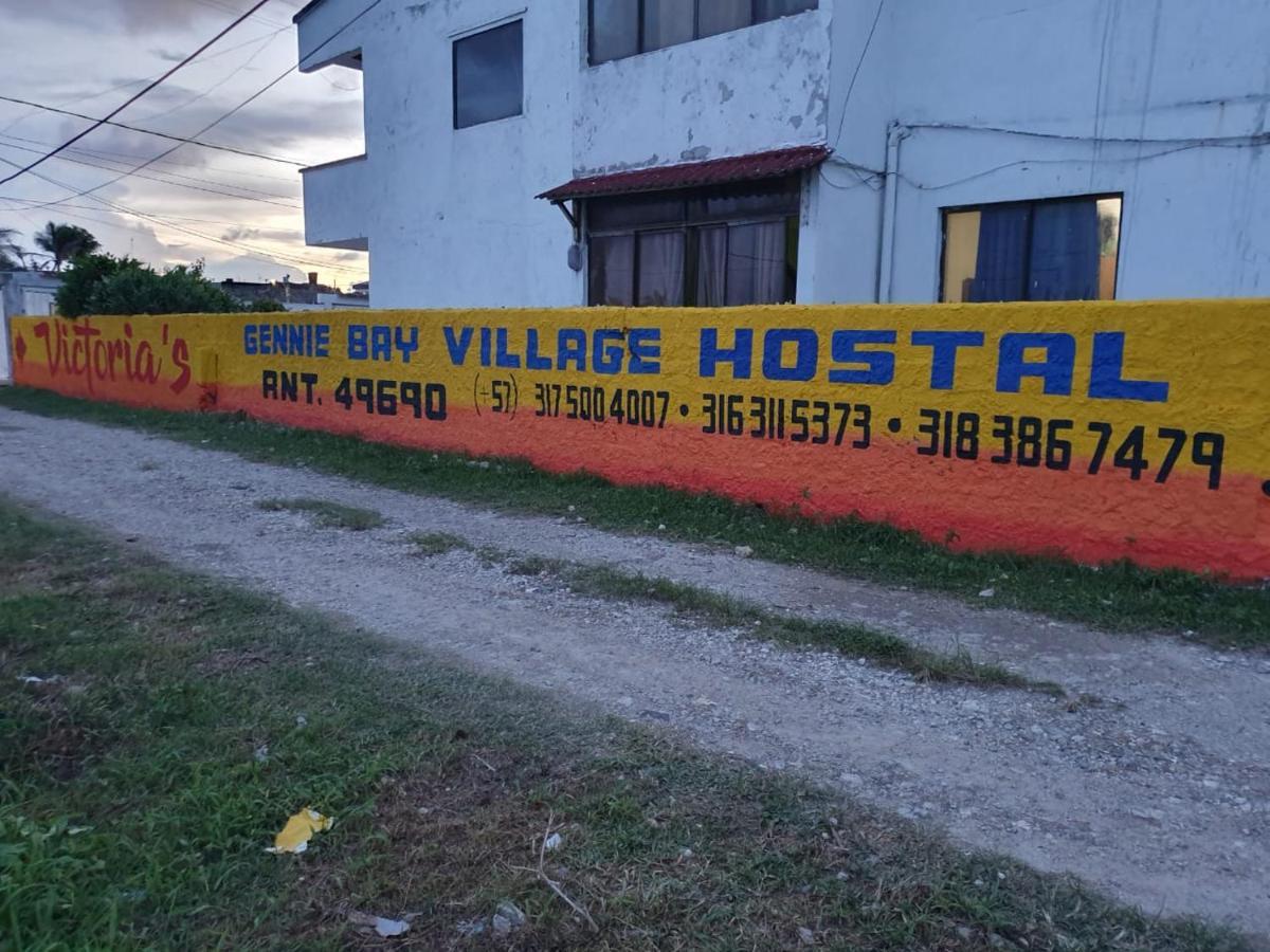 Victoria'S Gennie Bay Village Hostal San Andrés エクステリア 写真