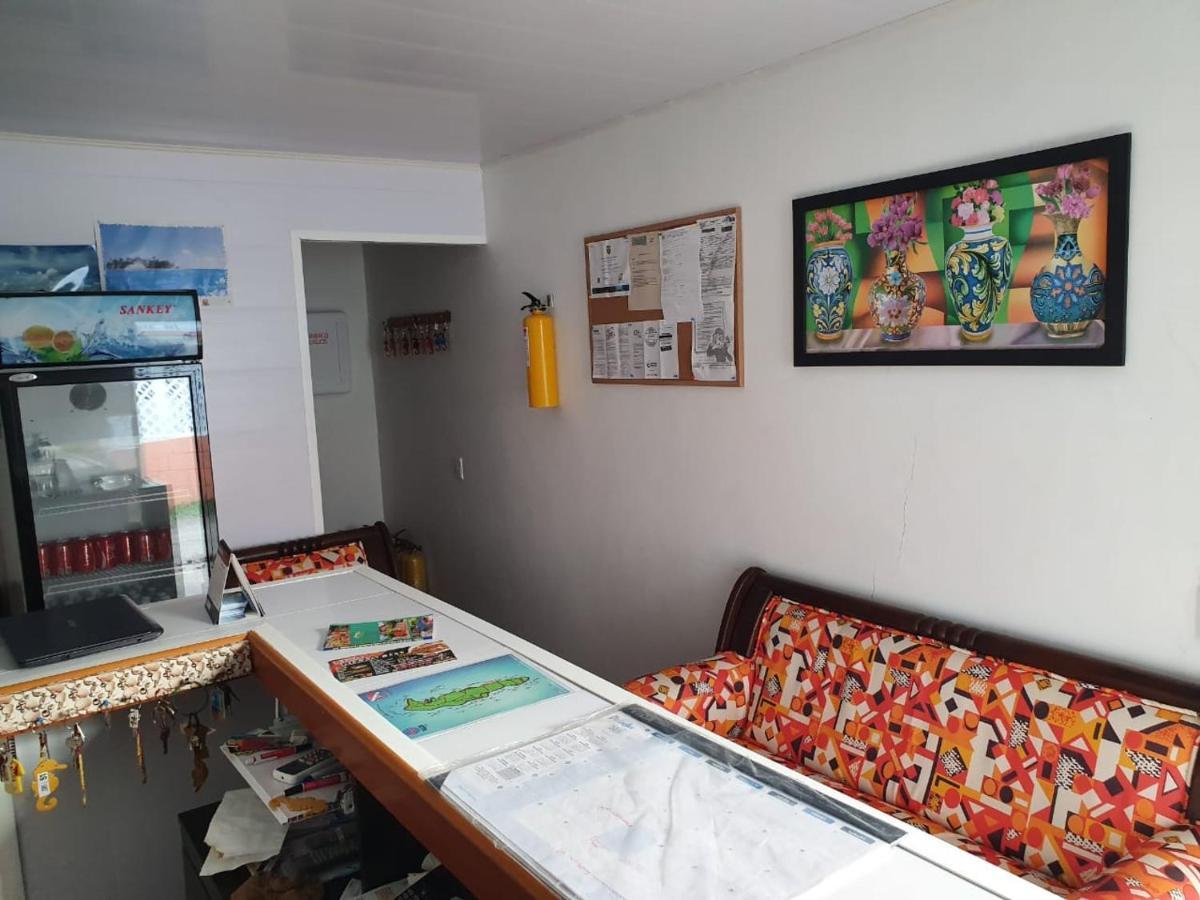 Victoria'S Gennie Bay Village Hostal San Andrés エクステリア 写真