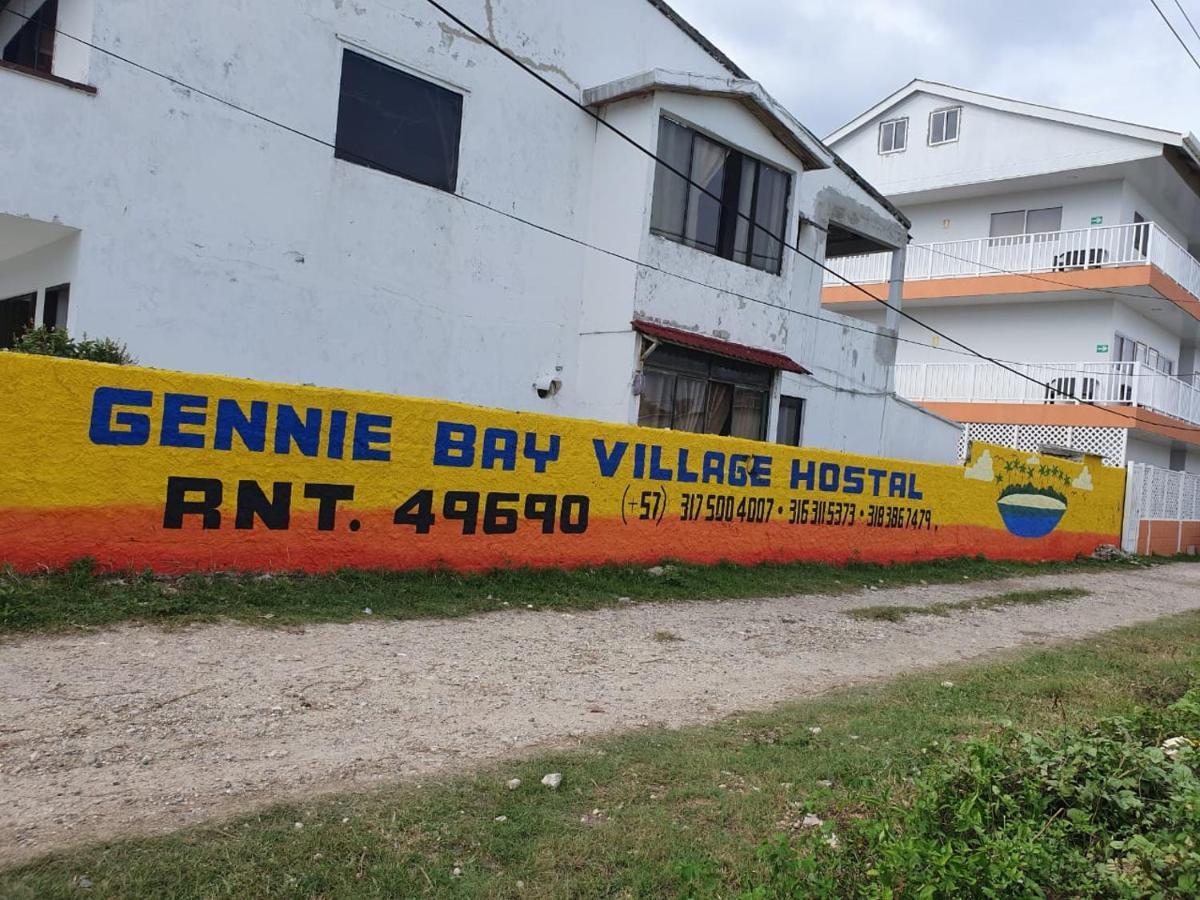 Victoria'S Gennie Bay Village Hostal San Andrés エクステリア 写真